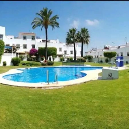 فيلا Benyamina House توريمولينوس المظهر الخارجي الصورة
